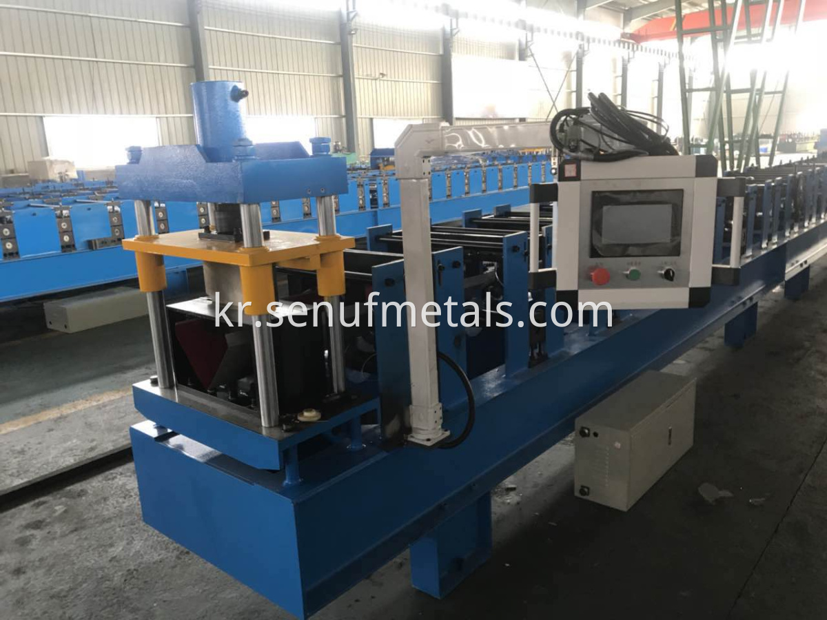 Gable Border and Snow Stopper forming machine (1)